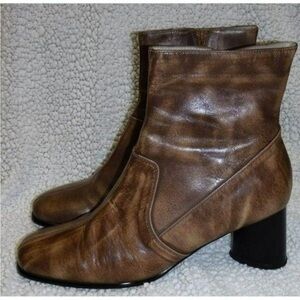 Newport News Brown Leather Ankle Boots